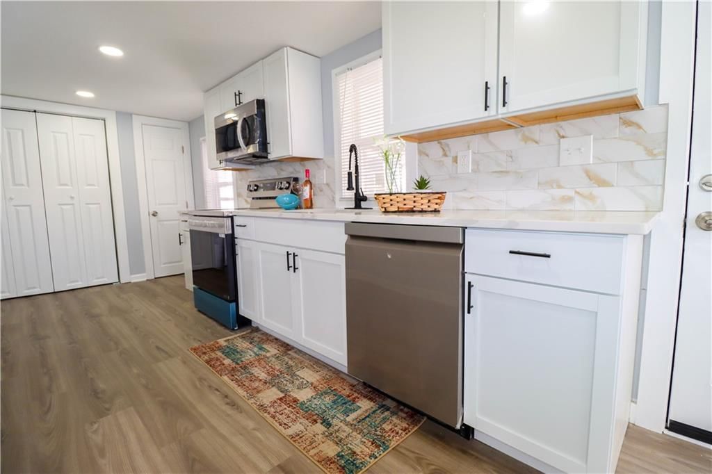 343 N VALLEY Street — photo 9