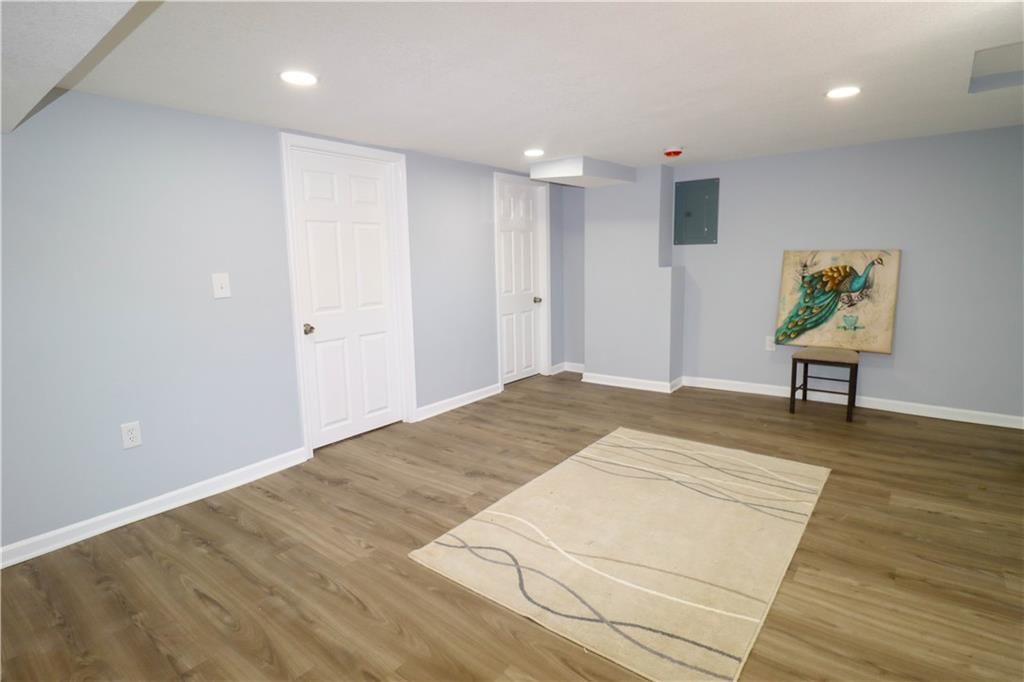 343 N VALLEY Street — photo 17