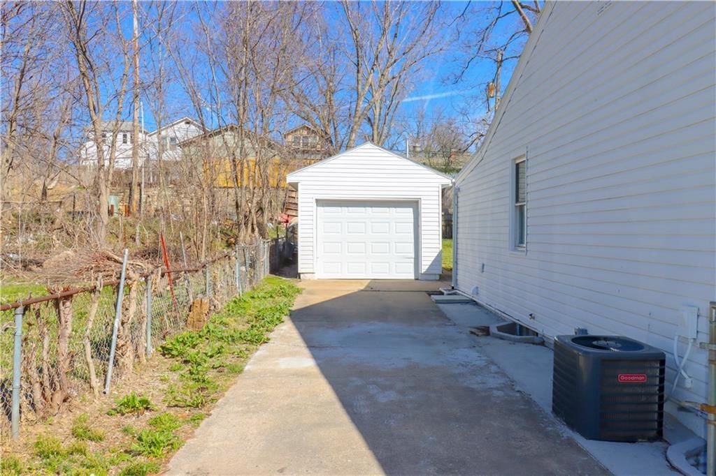 343 N VALLEY Street — photo 27
