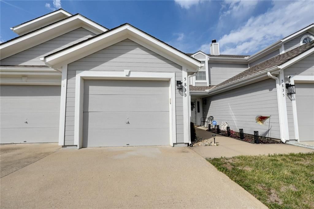 5833 Plantation Lane — photo 21