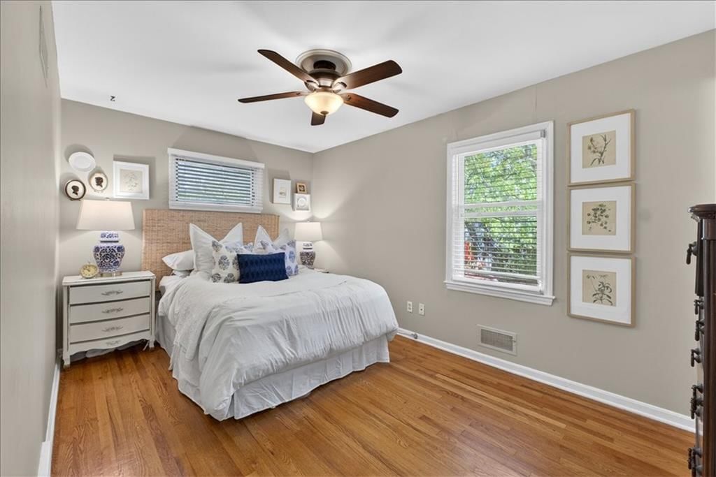 8806 W 72 Terrace — photo 21
