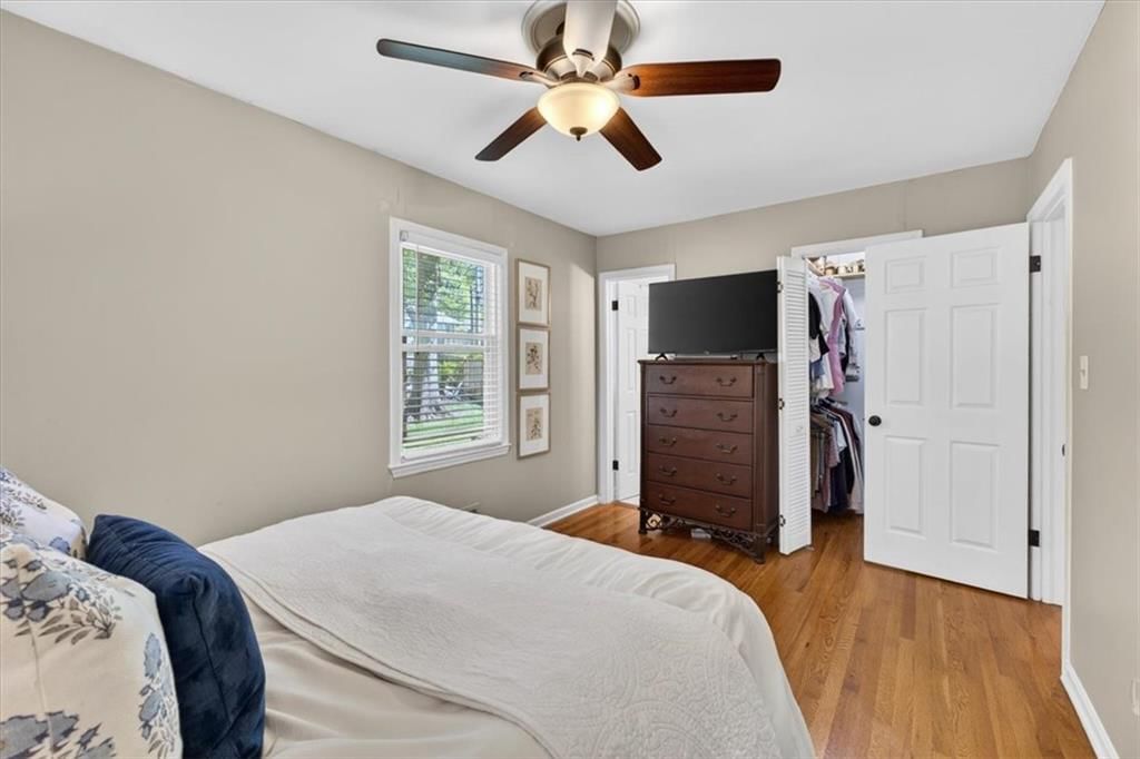 8806 W 72 Terrace — photo 24