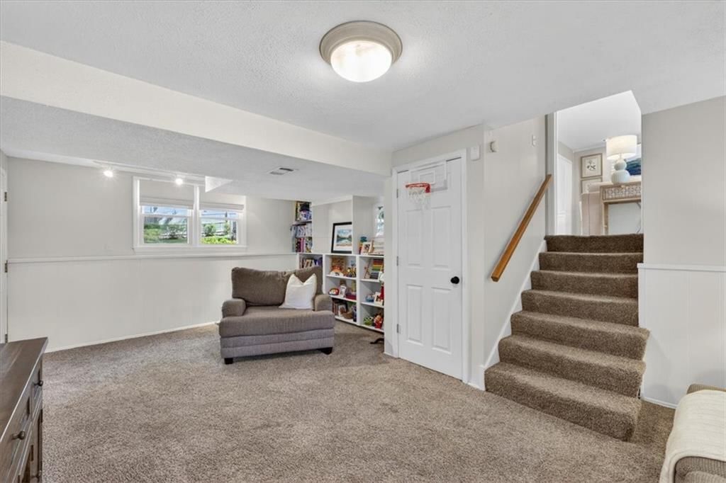8806 W 72 Terrace — photo 27