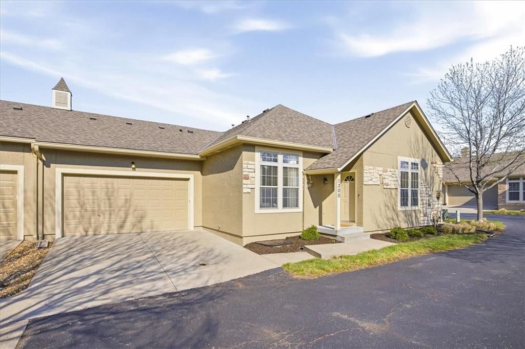 15632 S Church Street, Olathe, KS