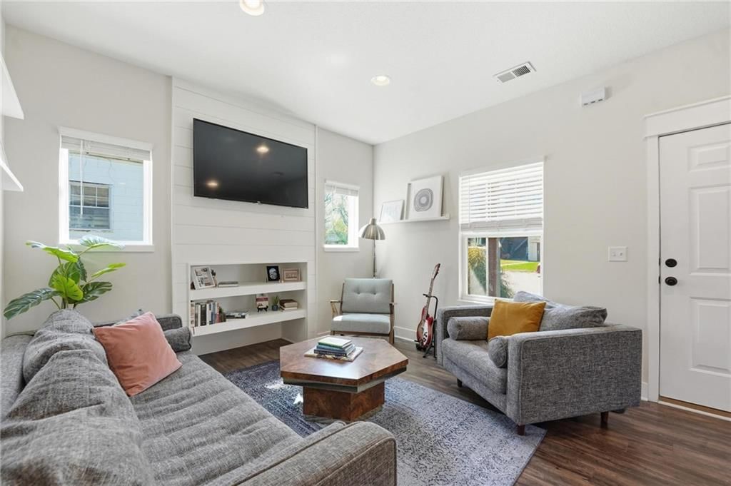 208 NW 16th Street — photo 4