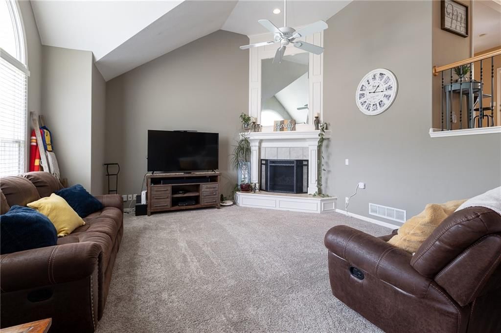 2664 W Whitney Street — photo 5