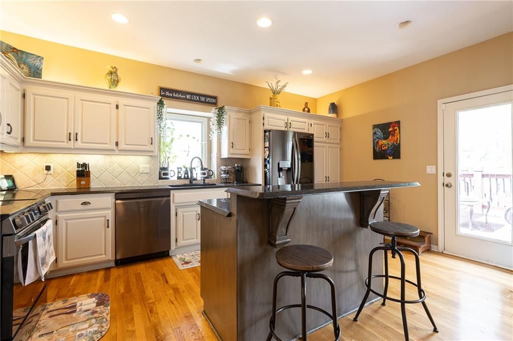 2664 W Whitney Street — photo 17