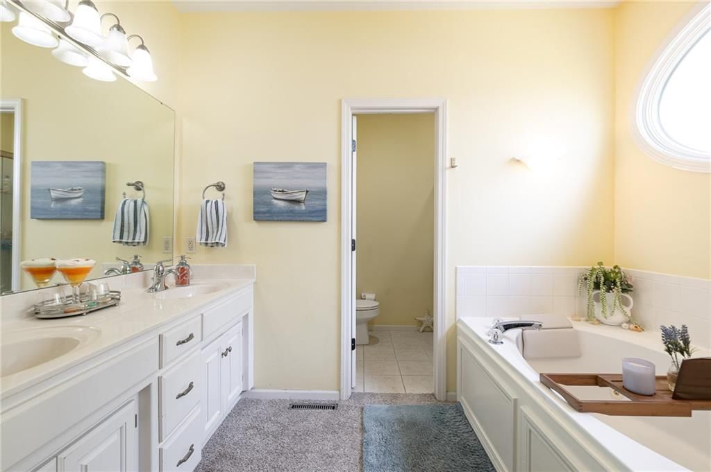 2664 W Whitney Street — photo 27
