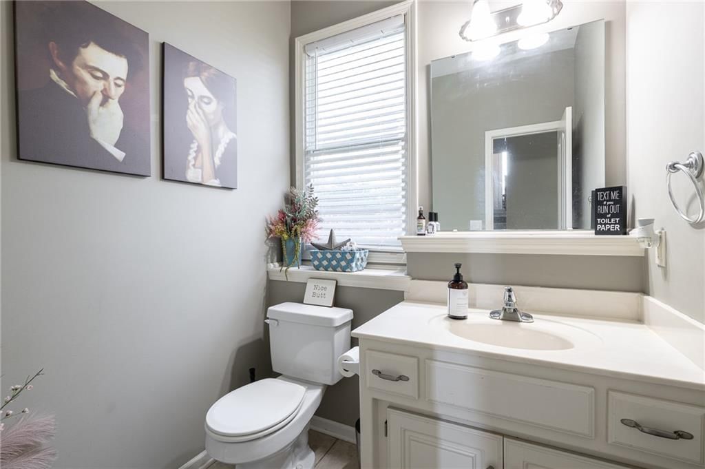 2664 W Whitney Street — photo 35