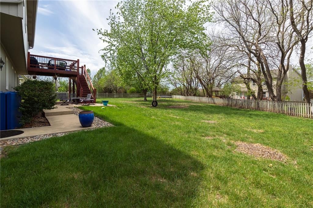 2664 W Whitney Street — photo 41