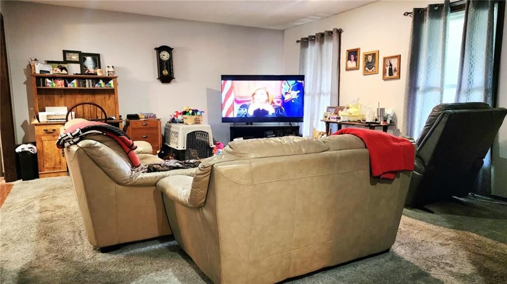 1302 Bitner Terrace — photo 4