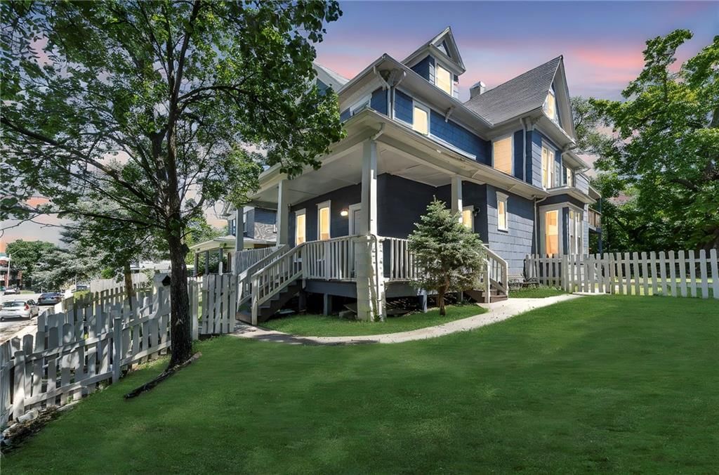 2745 Holmes Street — photo 2
