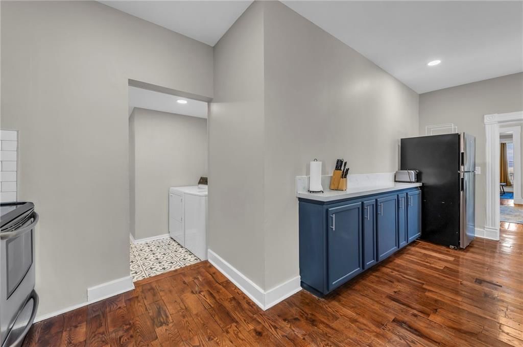 2745 Holmes Street — photo 13