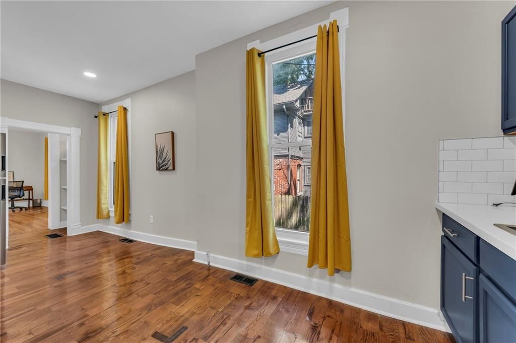 2745 Holmes Street — photo 15