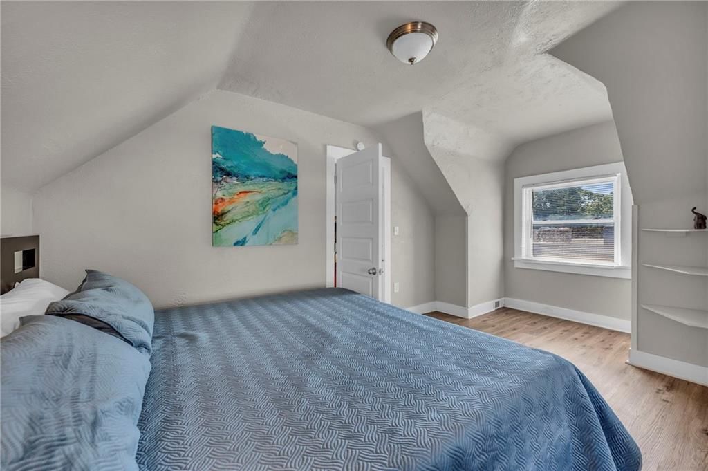 2745 Holmes Street — photo 43