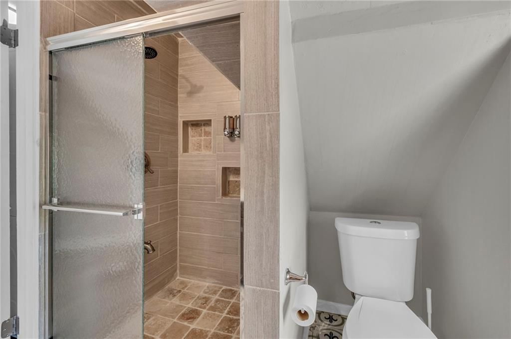 2745 Holmes Street — photo 45