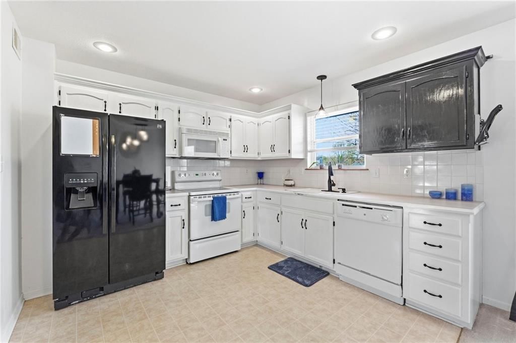 500 N Saville Court — photo 10