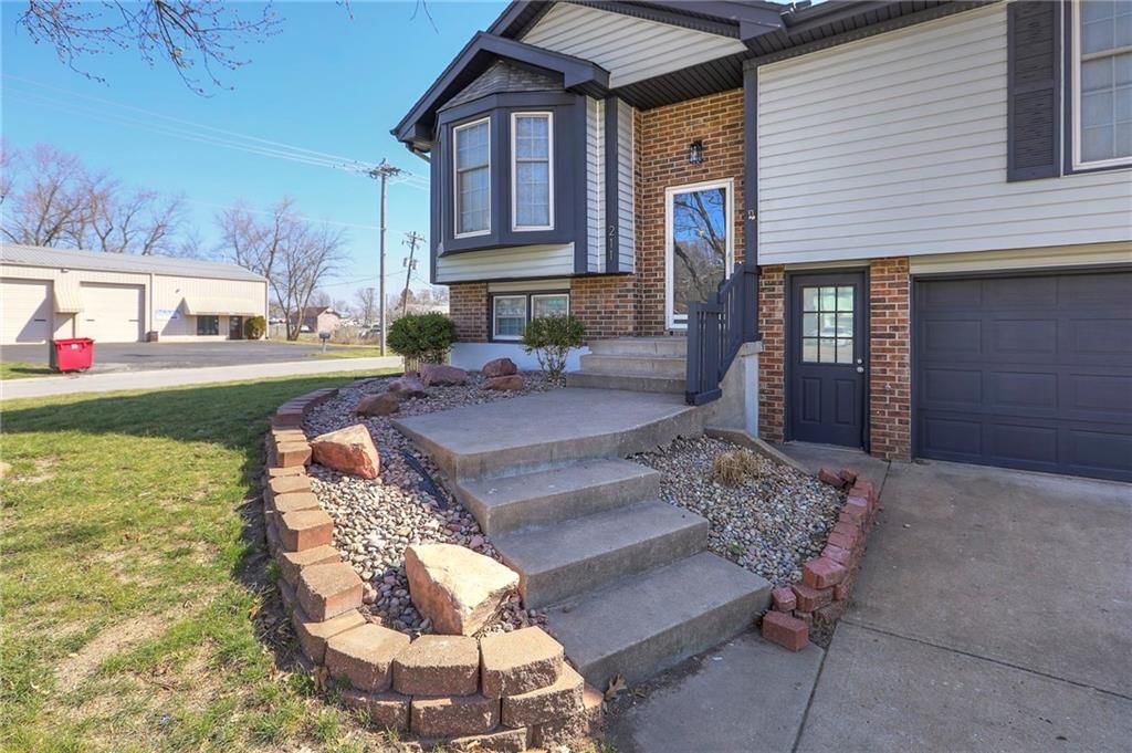 211 Gregg Street — photo 2