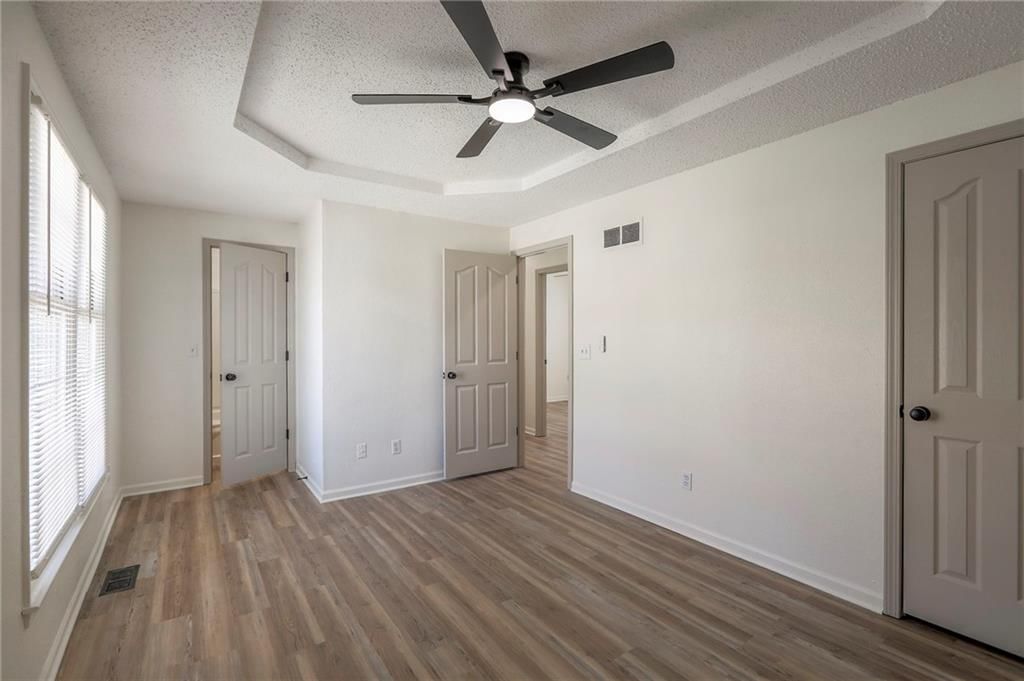 211 Gregg Street — photo 18