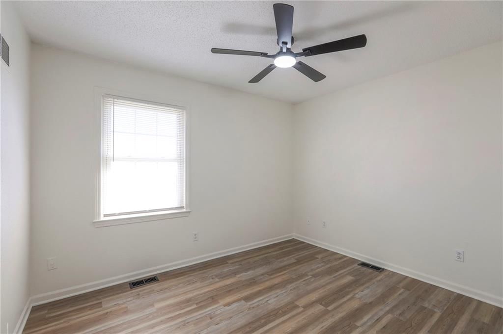 211 Gregg Street — photo 20