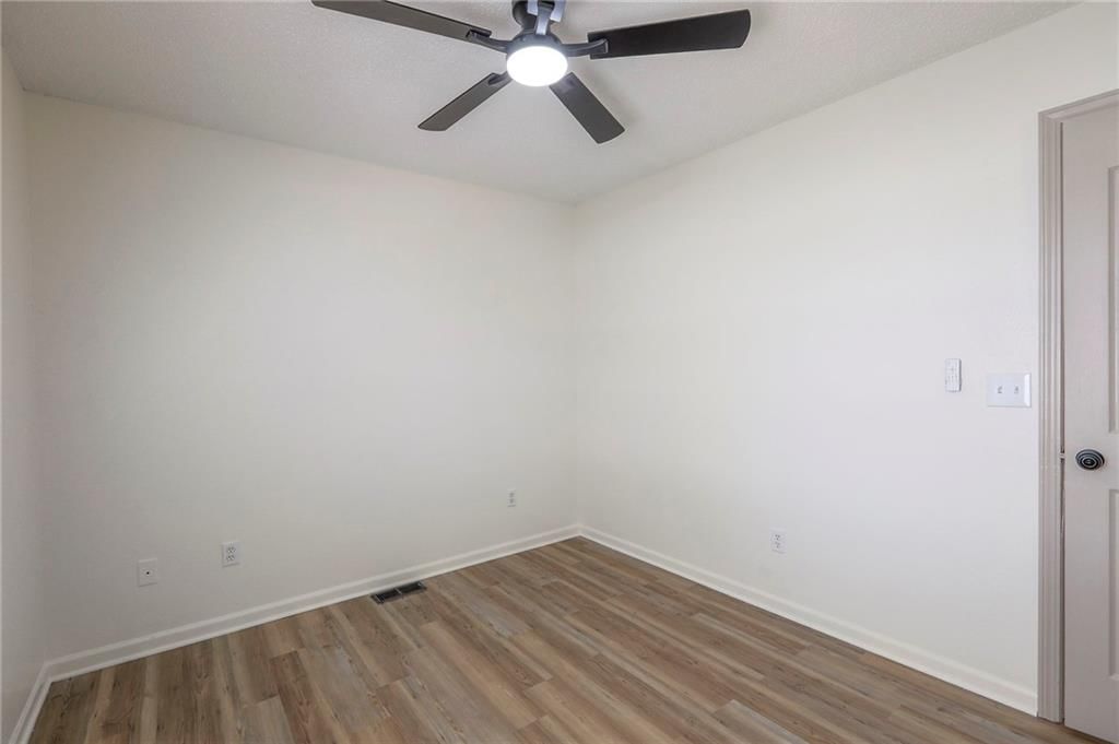 211 Gregg Street — photo 22