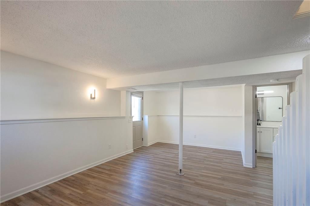 211 Gregg Street — photo 29