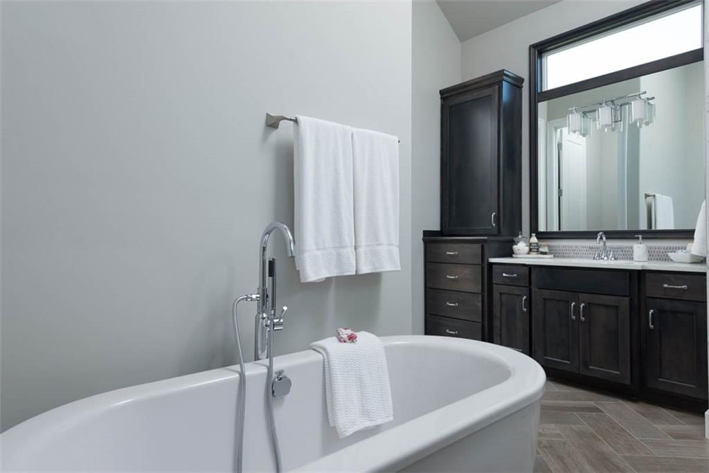 15120 Carter Street — photo 27