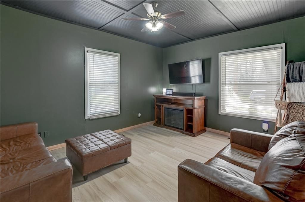 511 N Main Street — photo 10