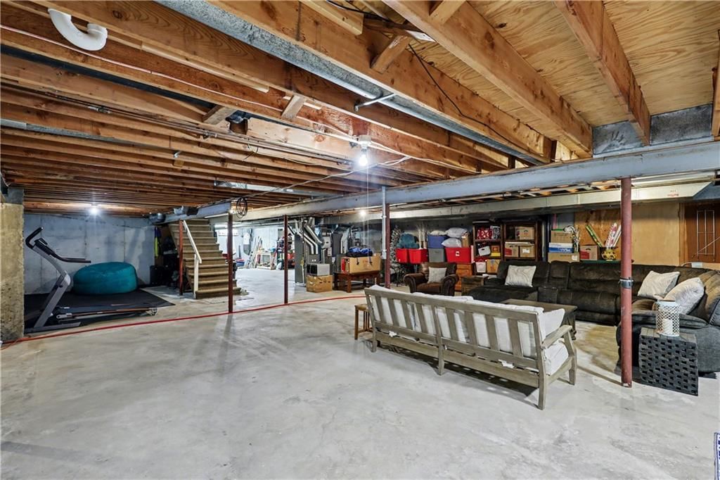 1027 W Burning Tree Drive — photo 33