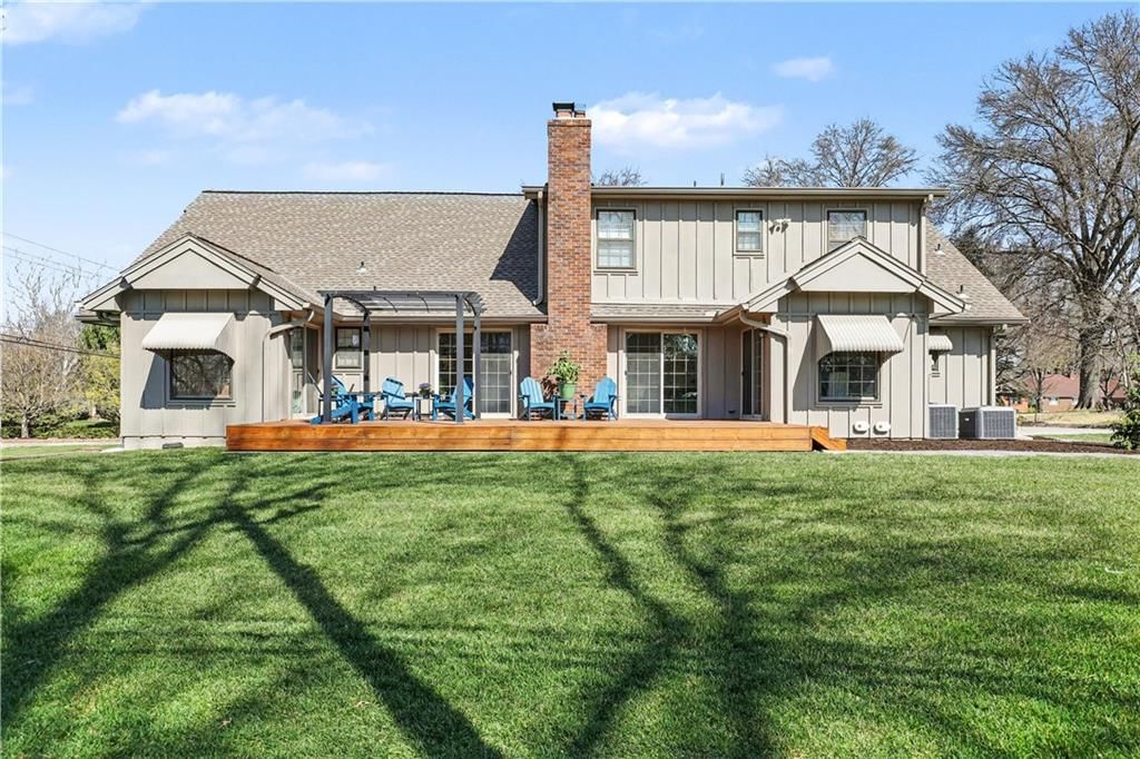 1027 W Burning Tree Drive — photo 36