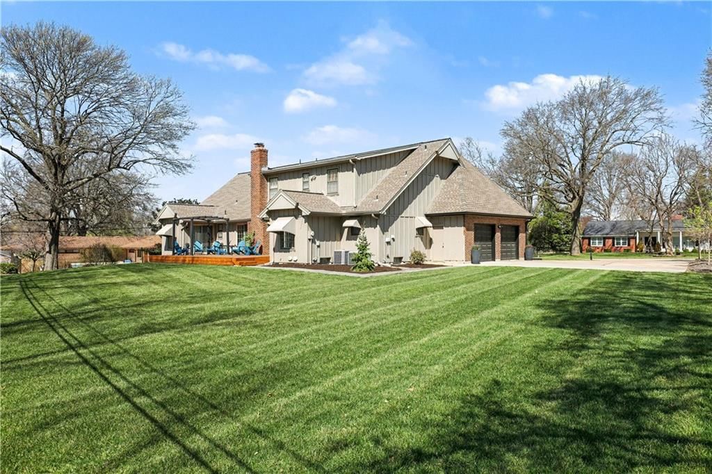 1027 W Burning Tree Drive — photo 38