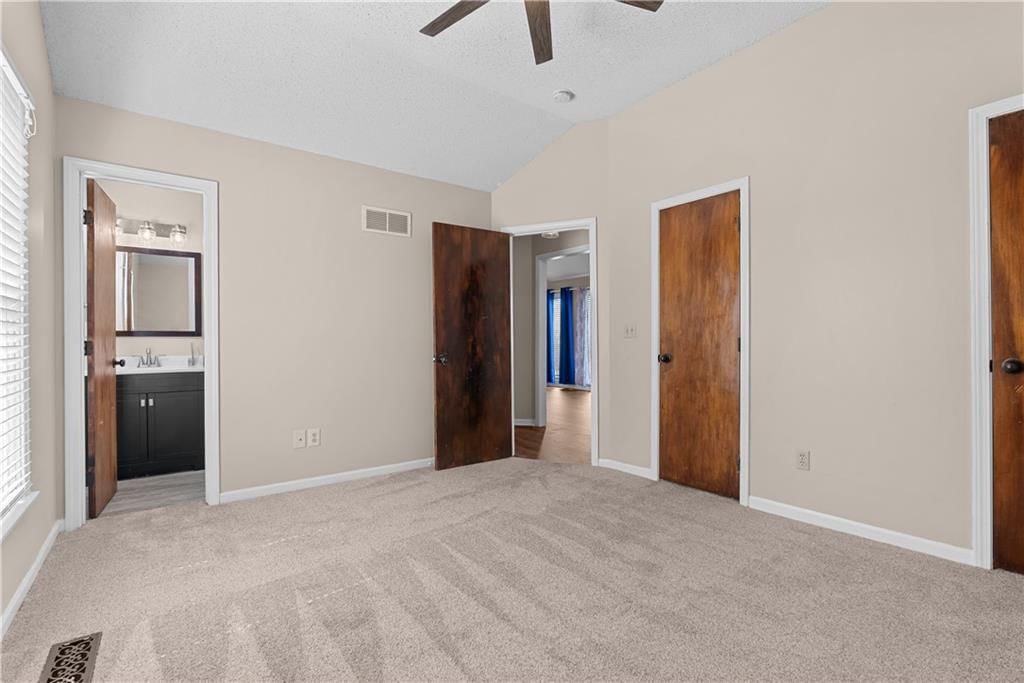 120 W Skylark Street — photo 15