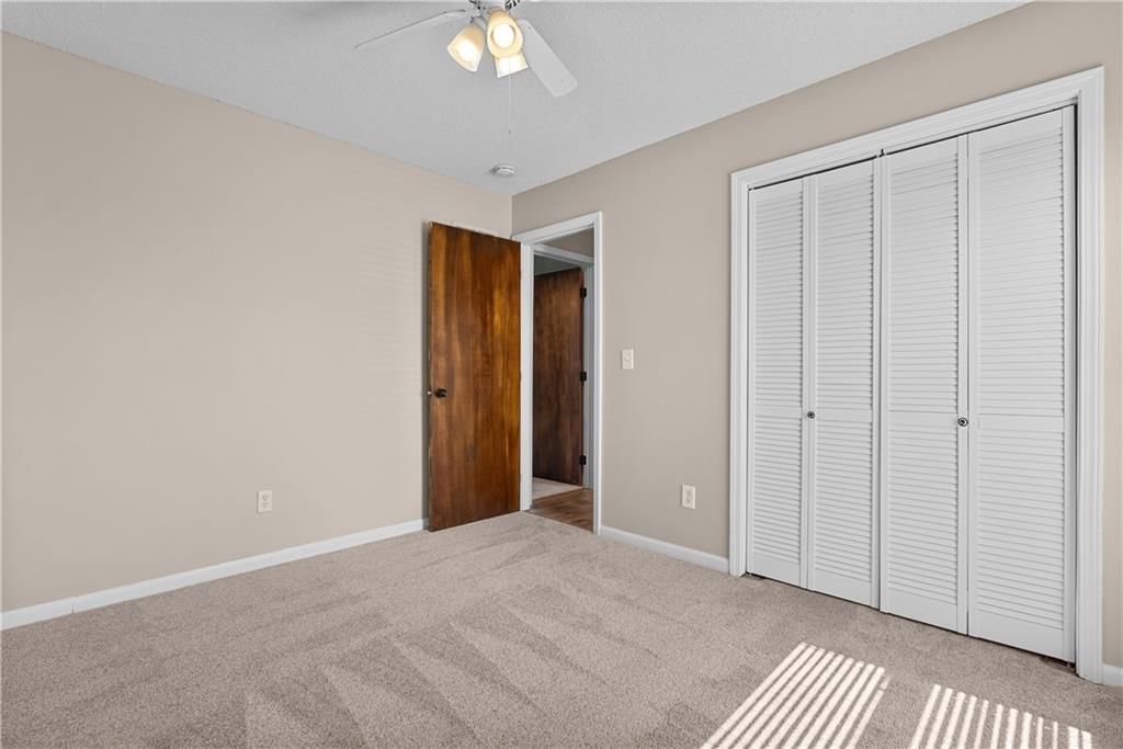 120 W Skylark Street — photo 18