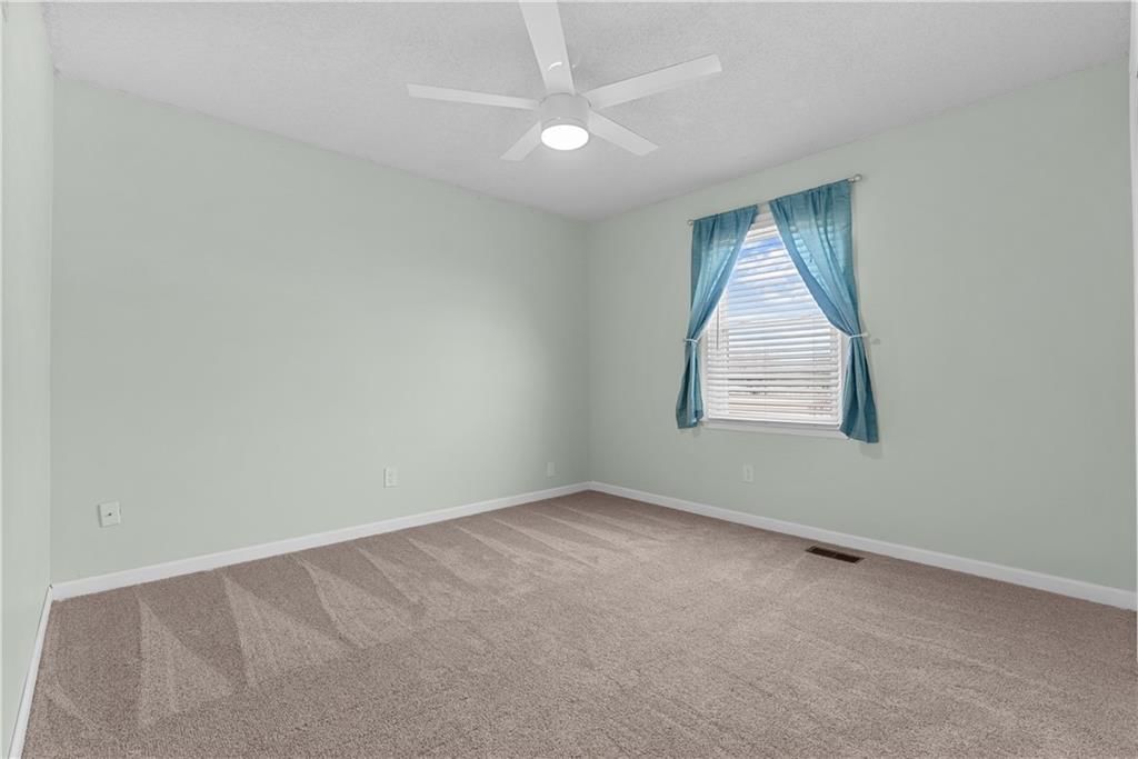 120 W Skylark Street — photo 19