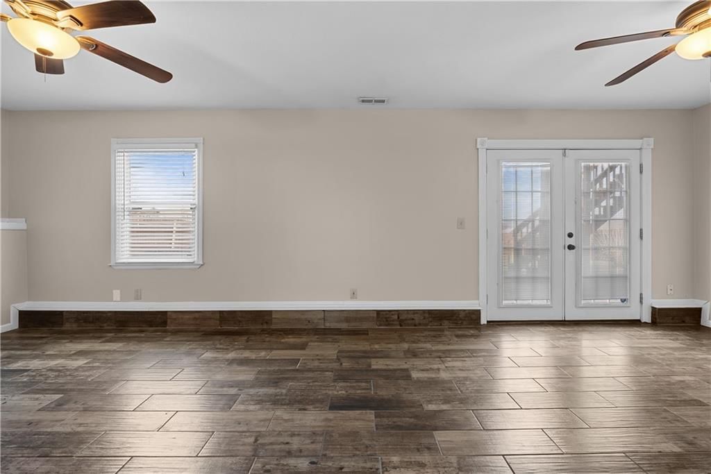 120 W Skylark Street — photo 23