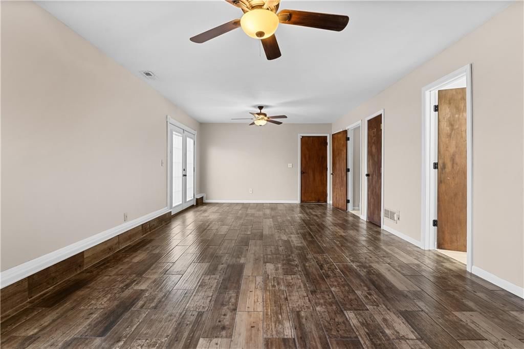 120 W Skylark Street — photo 24