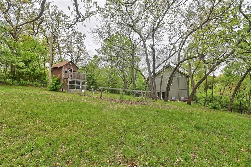 13341 Metropolitan Avenue — photo 4