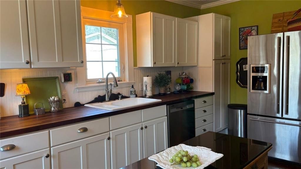 418 Main Street — photo 12