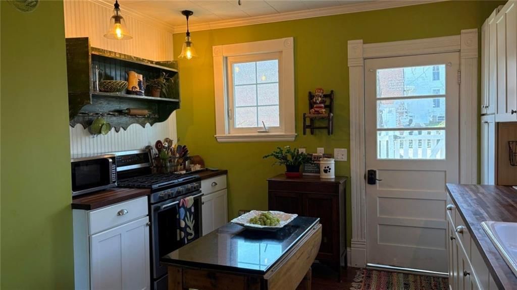 418 Main Street — photo 14