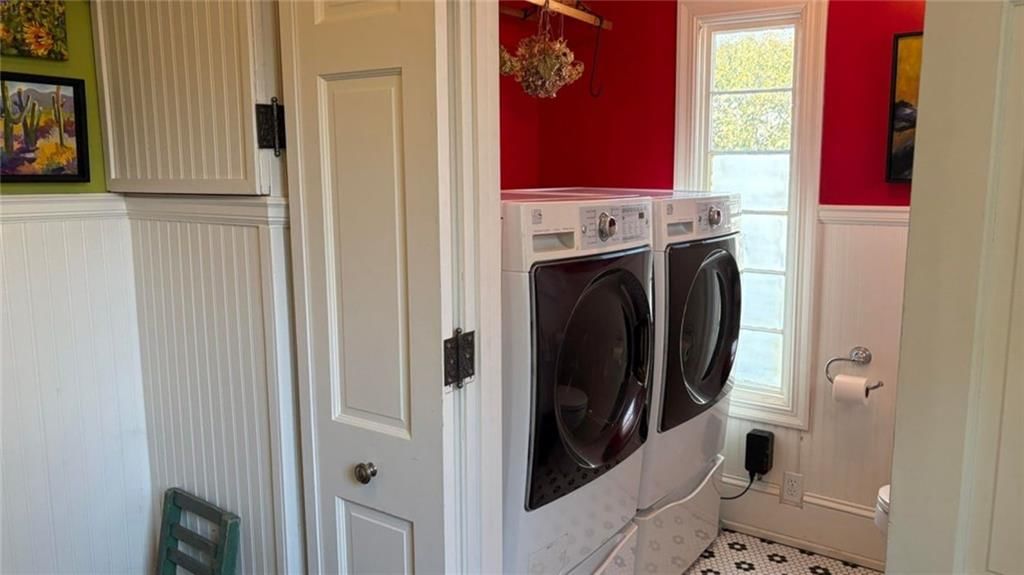 418 Main Street — photo 23