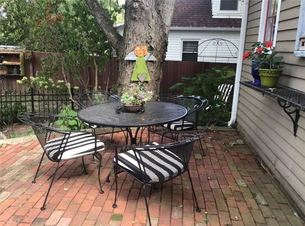 418 Main Street — photo 26