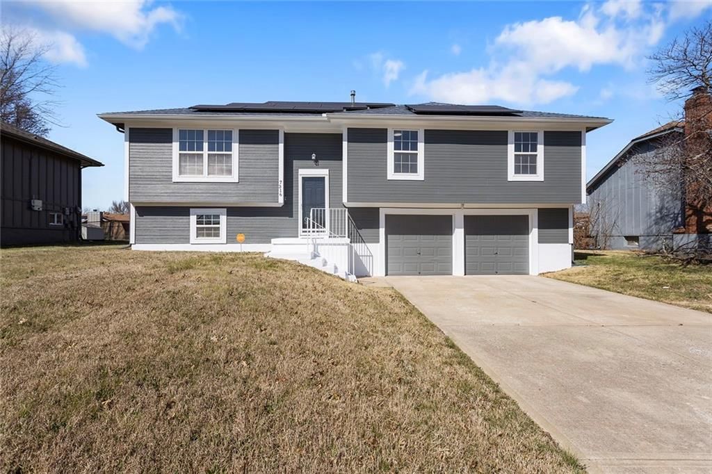 7316 Harry S. Truman Drive, Grandview, MO