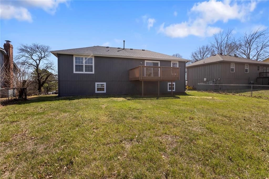 7316 Harry S. Truman Drive — photo 32