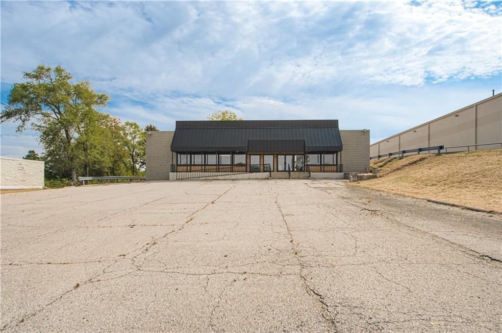 4541 S Noland Road — photo 4
