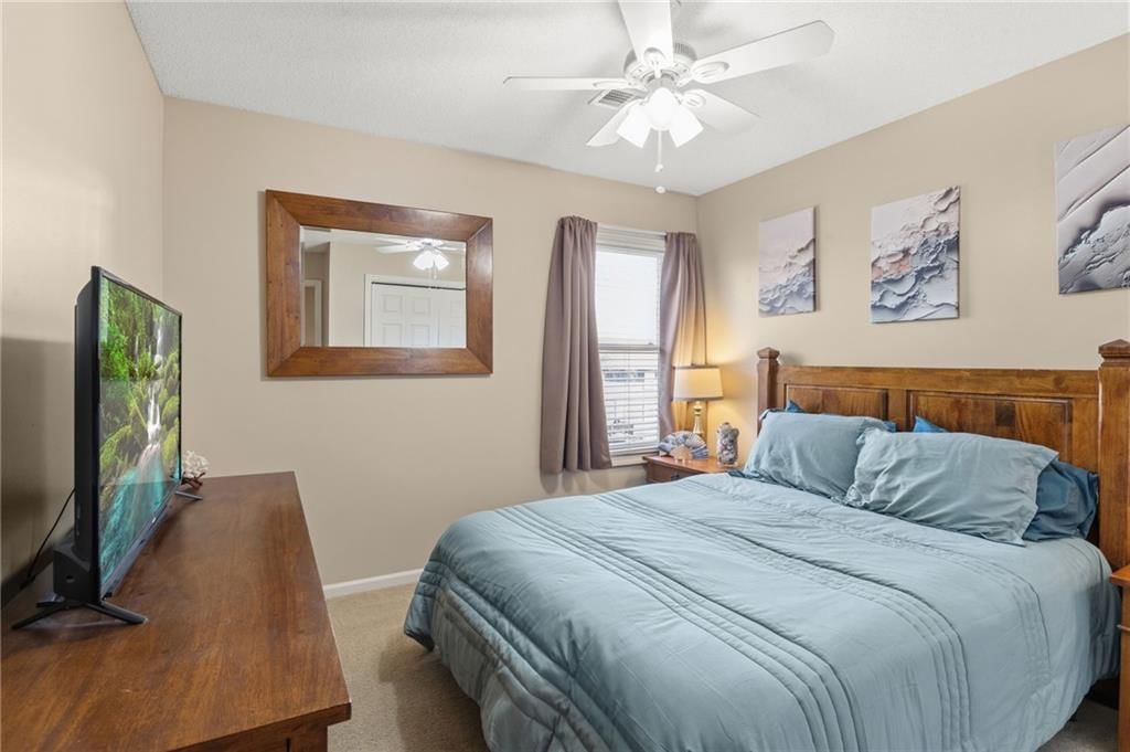 11647 S Marion Street — photo 26
