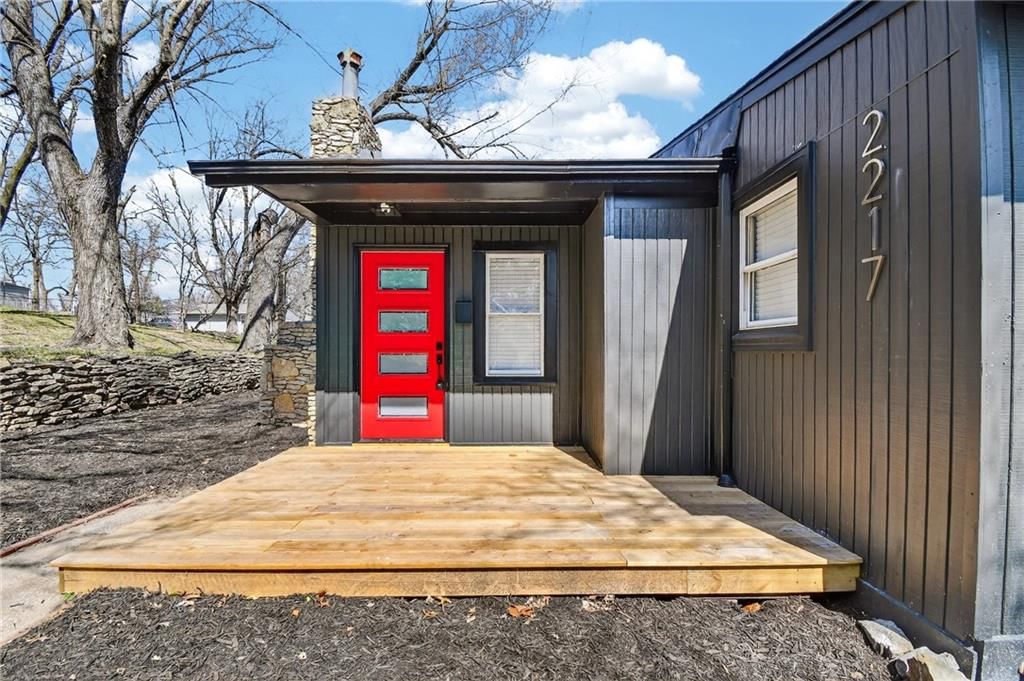 2217 S Cedar Avenue — photo 6