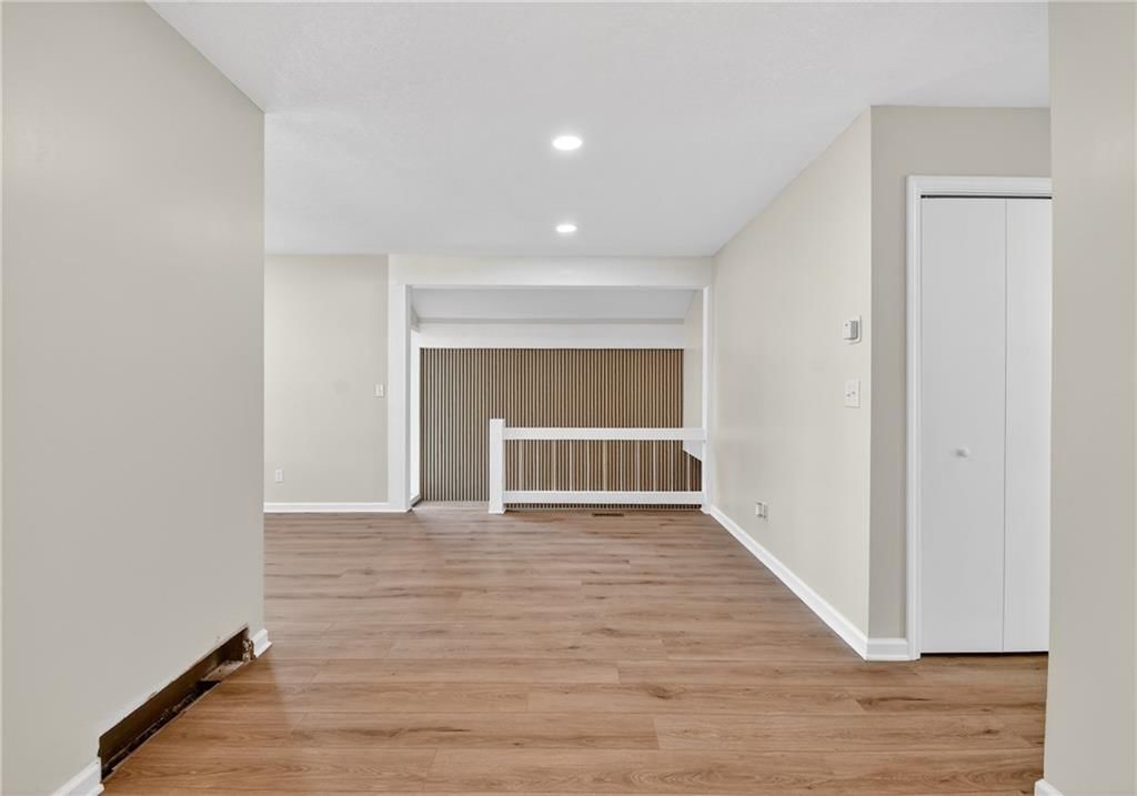 2217 S Cedar Avenue — photo 11