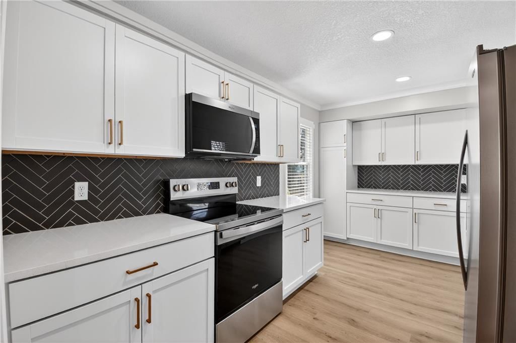 2217 S Cedar Avenue — photo 16