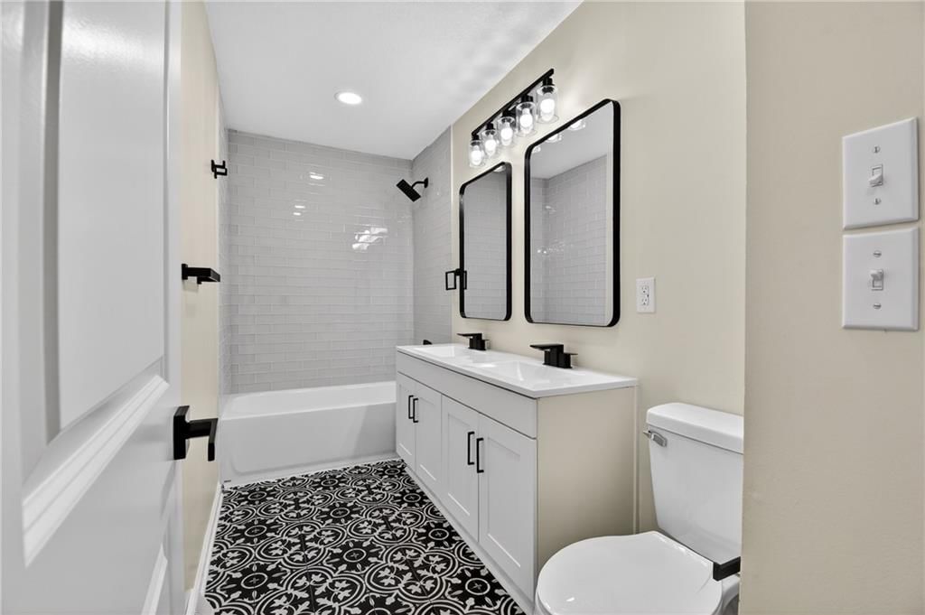 2217 S Cedar Avenue — photo 27