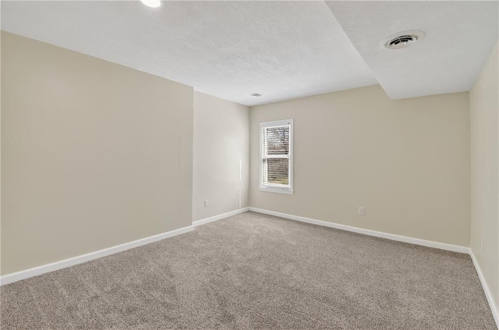 2217 S Cedar Avenue — photo 31